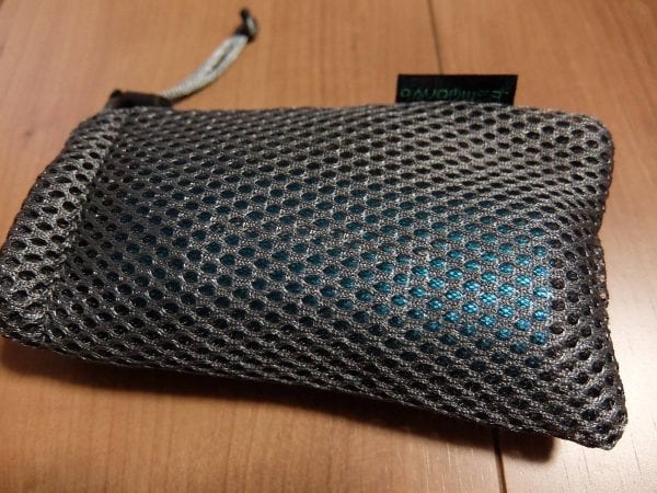 ポーチに収納した状態