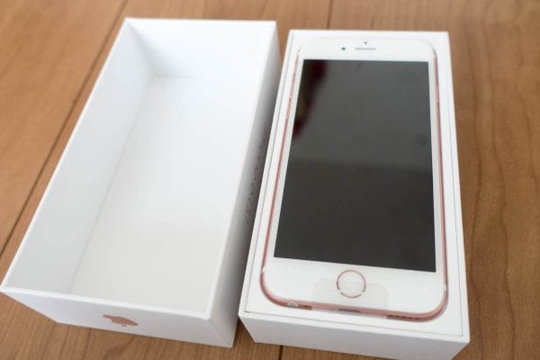 iPhone 6sローズゴールド