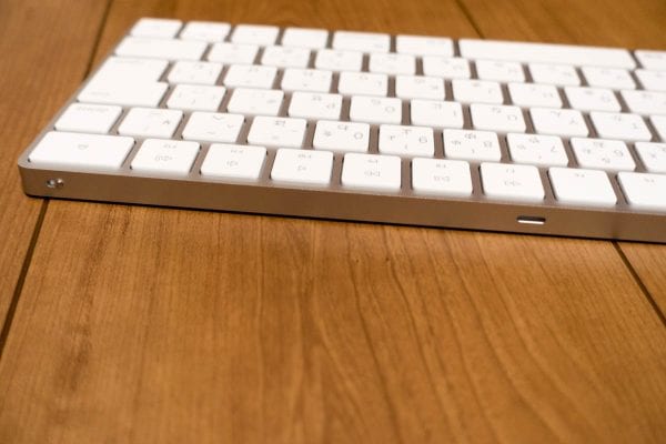 コネクタ類の配置