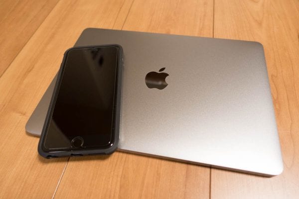 iPhone 6s Plusと並べてみた