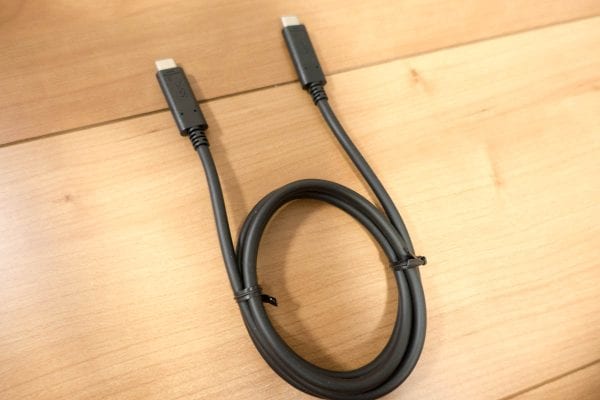 今回は長さ1mのケーブルを購入