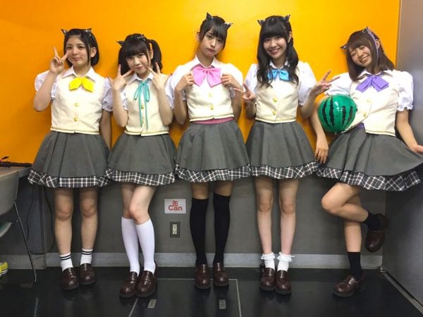 夏服バージョンの制服衣装