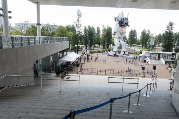 ステージ後方より