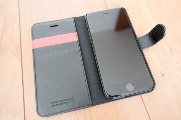 ブラックとジェットブラックは相性ピッタリ