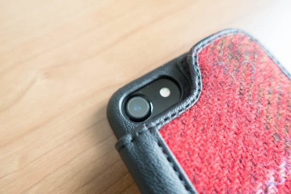 カメラが干渉しないのが特徴