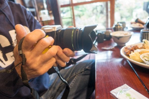 ペンタックスのカラフル一眼「K-01」