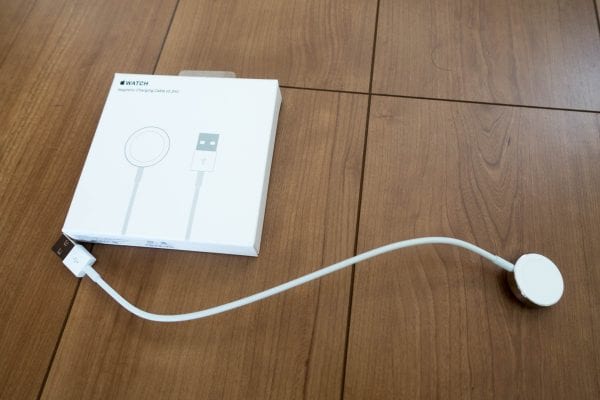 Apple純正マグネット式充電ケーブル
