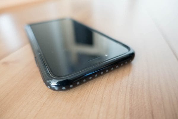 ドットの模様が特徴的