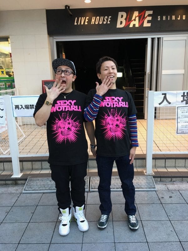 ヲタルさんと撮った写真。地味に目線が難しくて、実は何度も失敗し、それでも上手く行かないから諦めた