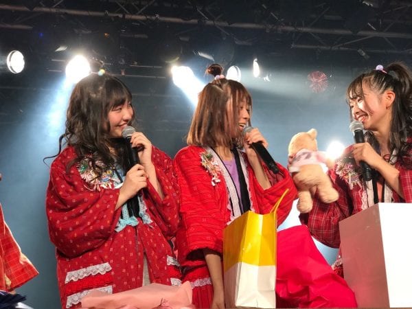 プレゼント会など和気藹々とした雰囲気