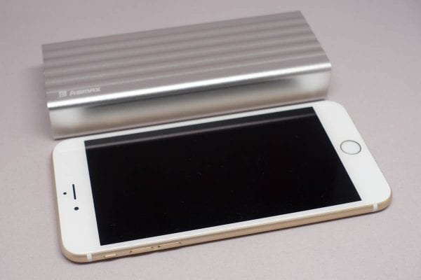 iPhone 6 Plusと比較