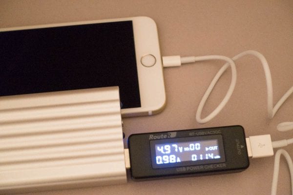 iPhone 6 Plusを1Aポートで充電