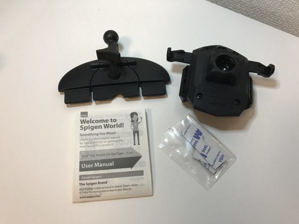 部品とジャバラ式の説明書、お好みで使う滑り止めテープを同梱。