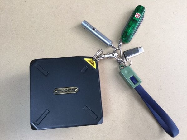 キーホルダーにも装着できる