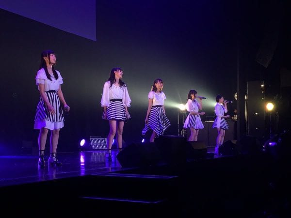 モノトーン衣装
