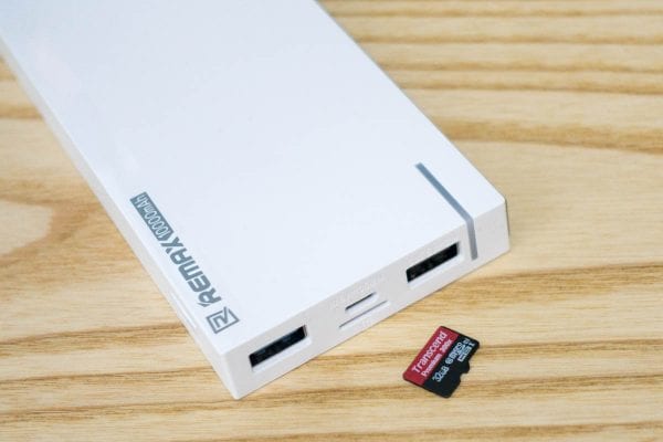 microSDを接続