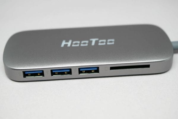 USB 3.0(Type A)とSDカード