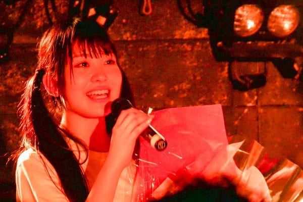 ステージもMCも中心メンバーの茉井良菜