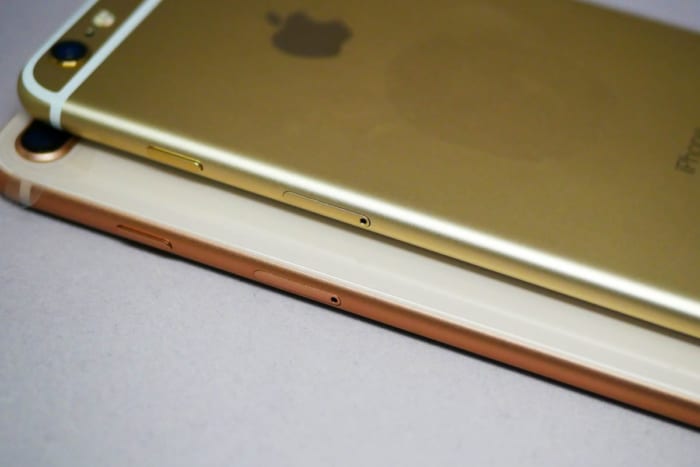 iPhone 6 PlusとiPhone 8 Plus(側面)