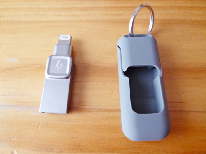 datatraveler-bolt-duo 同梱品