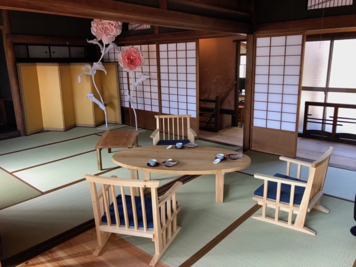 専用会議室と通信室