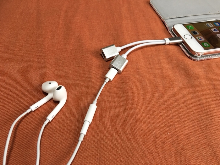 3.5mm端子のEarPods