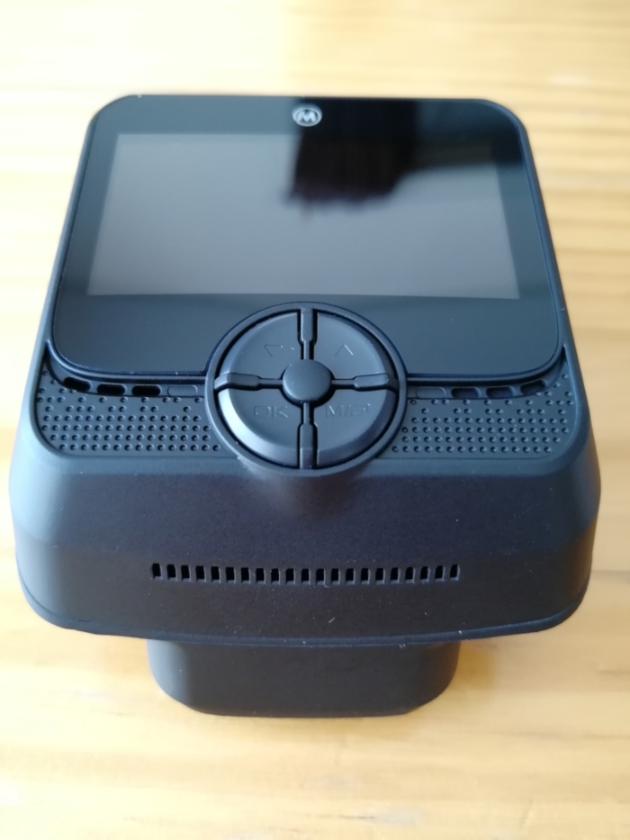 MUSON(ムソン) ドライブレコーダー 1080P NOTE1 の液晶モニタと操作系