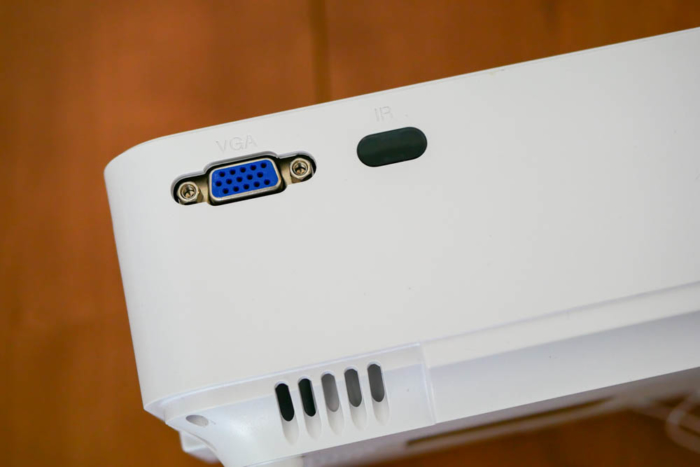 VGA・赤外線ポート