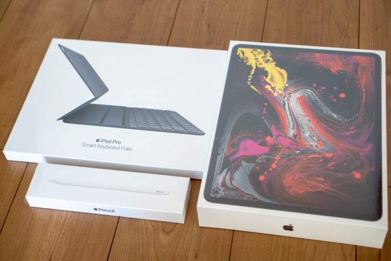 2018年モデルiPad Pro、Apple Pencil、Smart Keyboard Folio