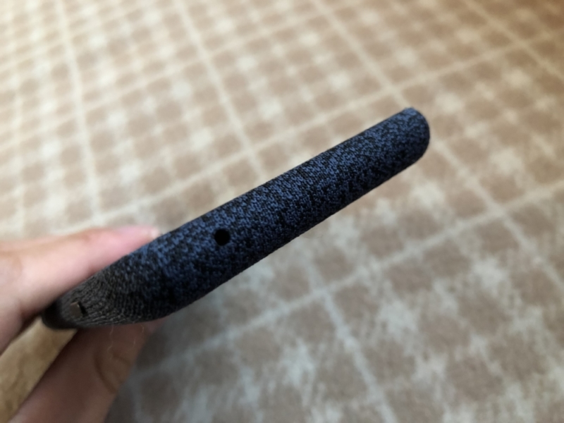 Pixel 3純正ケース上部