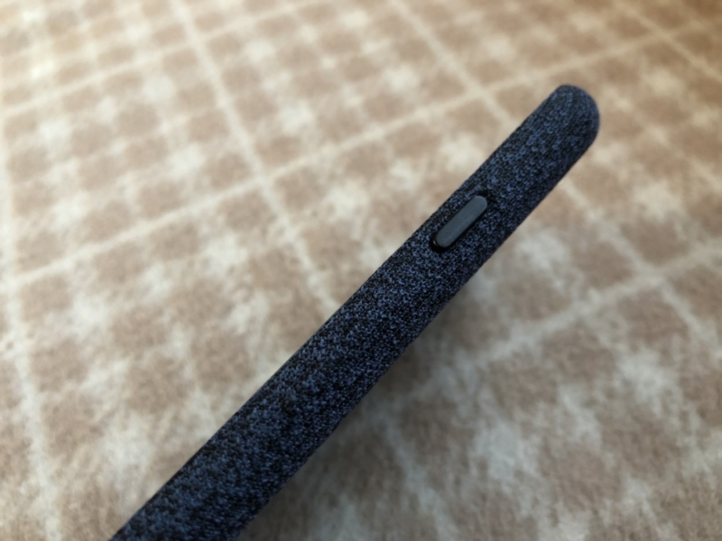 Pixel 3純正ケースの側面