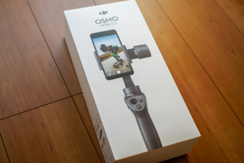「DJI Osmo Mobile 2」のパッケージ(裏)