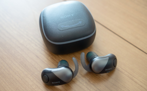 SONYの完全ワイヤレスイヤホン「WF-SP700N」レビュー