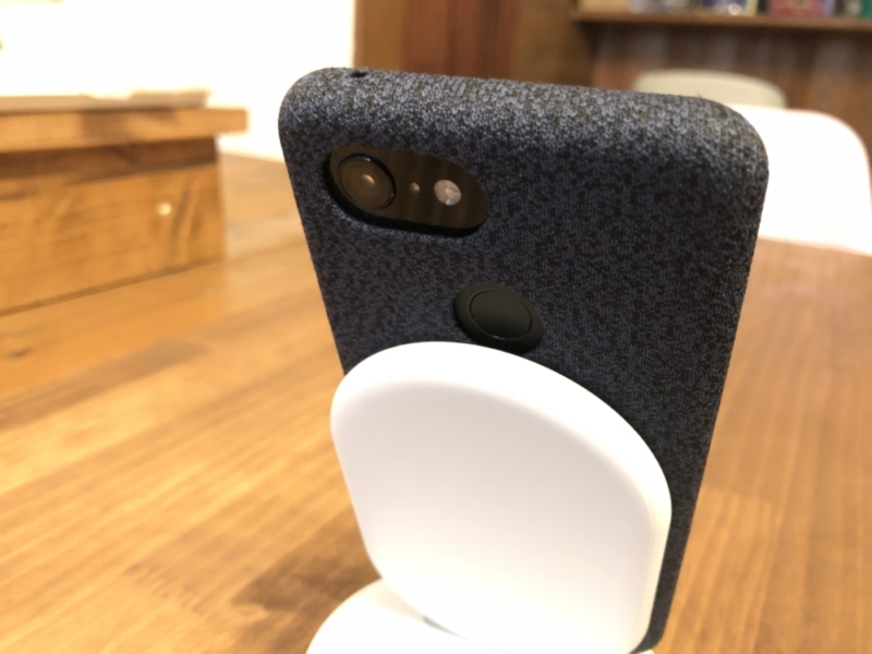 Pixel 3の指紋センサーとPixel Standが干渉してしまう
