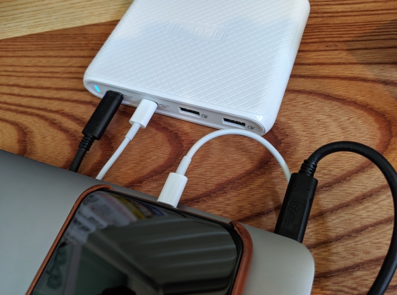 USB-PDの2台同時充電