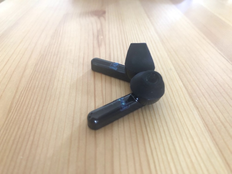TruePods Bluetooth イヤホン本体2