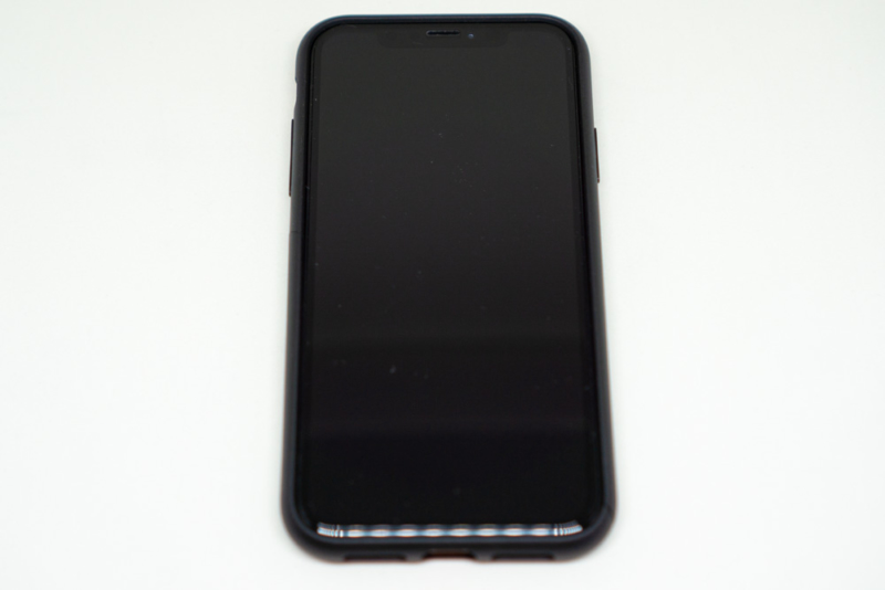 campino iPhone XRケース「OLE stand」装着後