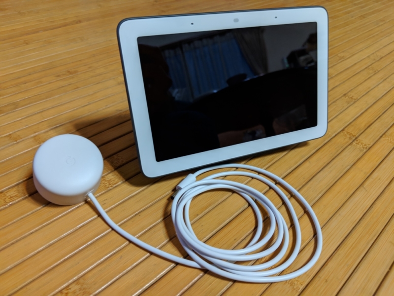 本体と電源ケーブル