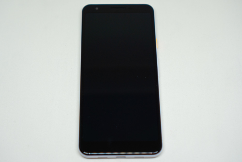 Pixel 3aの前面