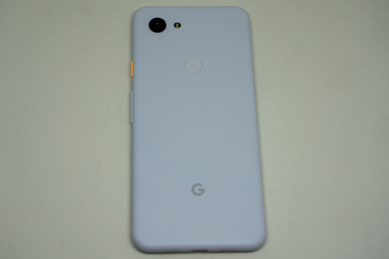 Pixel 3aの背面