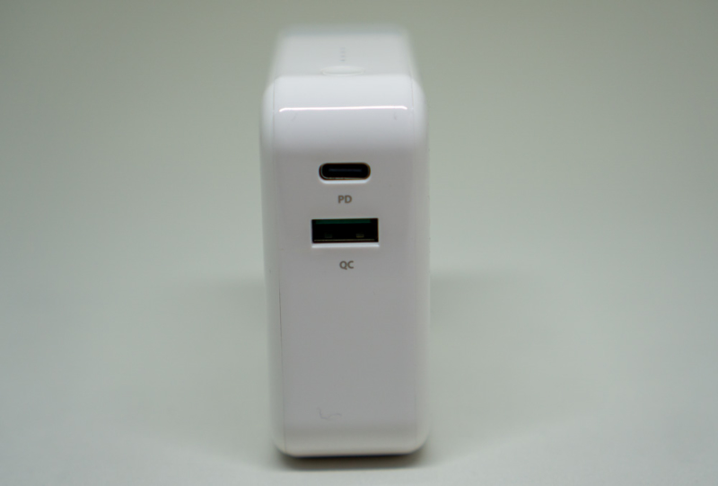 RAVPower RP-PB122正面