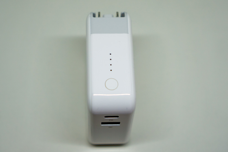 RAVPower RP-PB122正面上部