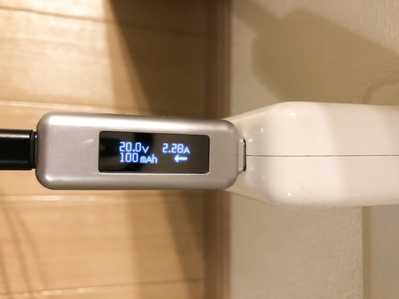RAVPower 「RP-PC112」MacBook Proで充電チェック2