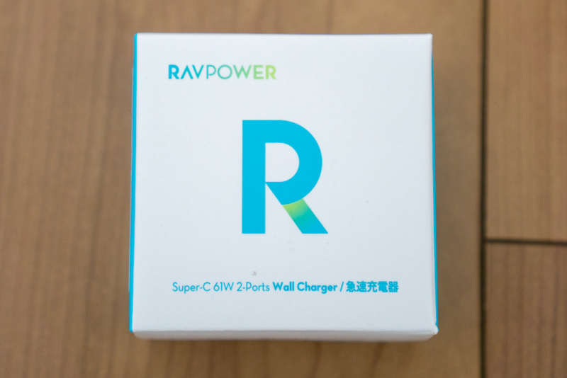 RAVPower「RP-PC105 61W 2ポートUSB充電器」のパッケージ