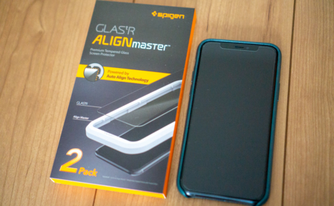 Spigen iPhone 11 Pro用保護ガラス「Glas.tR AlignMaster」レビュー