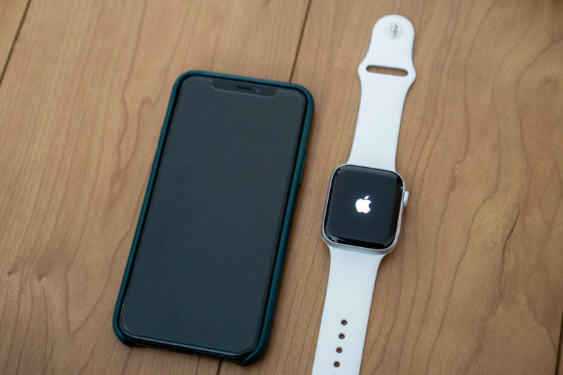 iPhone 11 ProとApple Watch Series 5