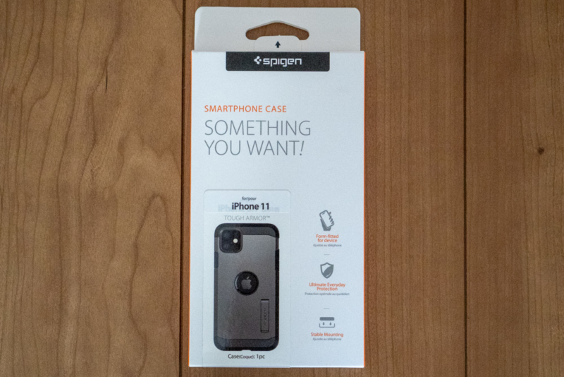 Spigen「タフ・アーマー」パッケージ
