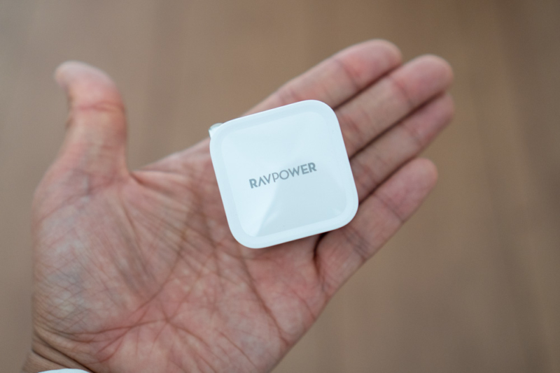 RAVPower「USB-C 30W対応急速充電器 RP-PC120」レビュー