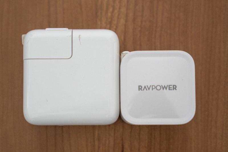 30W充電器との比較
