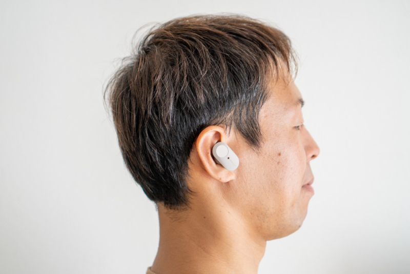 SONY「WF-1000XM3」を装着した状態